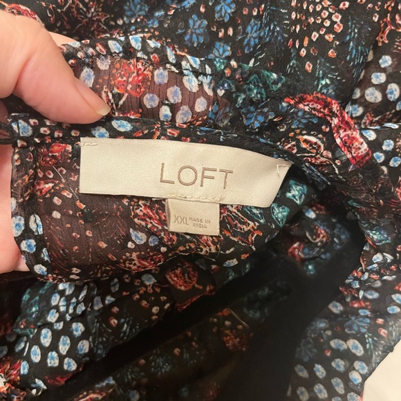 Loft blouse, NWOT - Picture 3 of 3